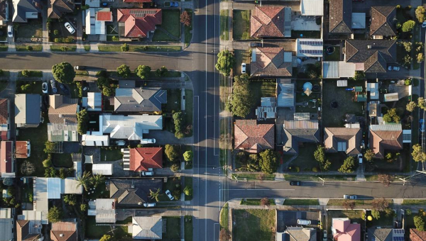 Plot twist: home owners keep repayments on hold as rates fall